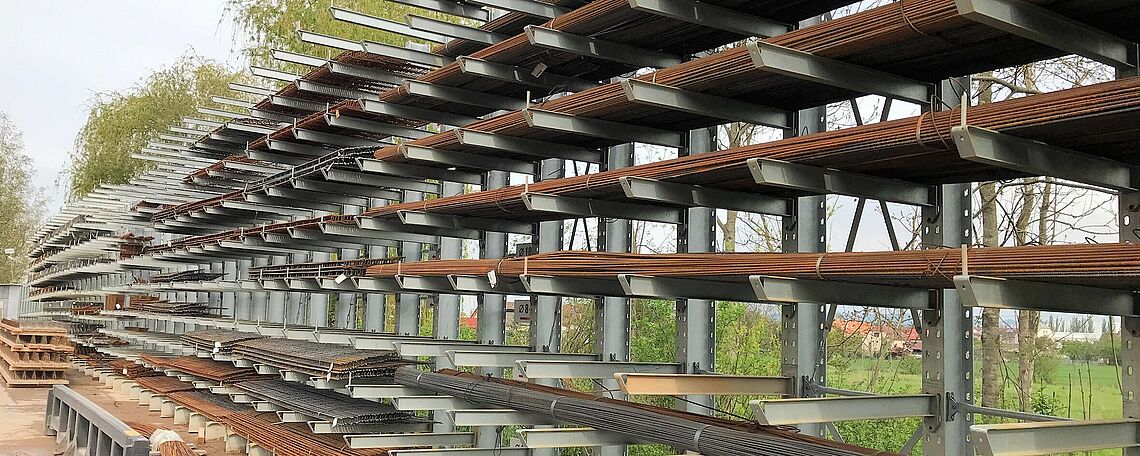 Rayonnage cantilever pour charges longues