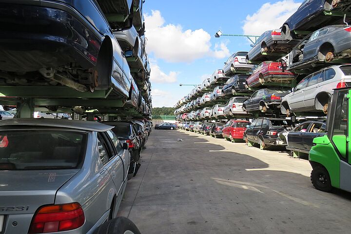 cantilever racking for vehicle storage