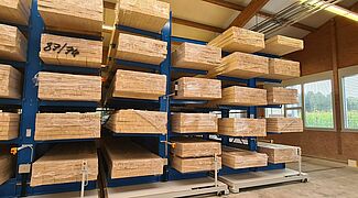 Rayonnage cantilever mobile