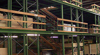 Rayonnage à palettes avec mezzanine